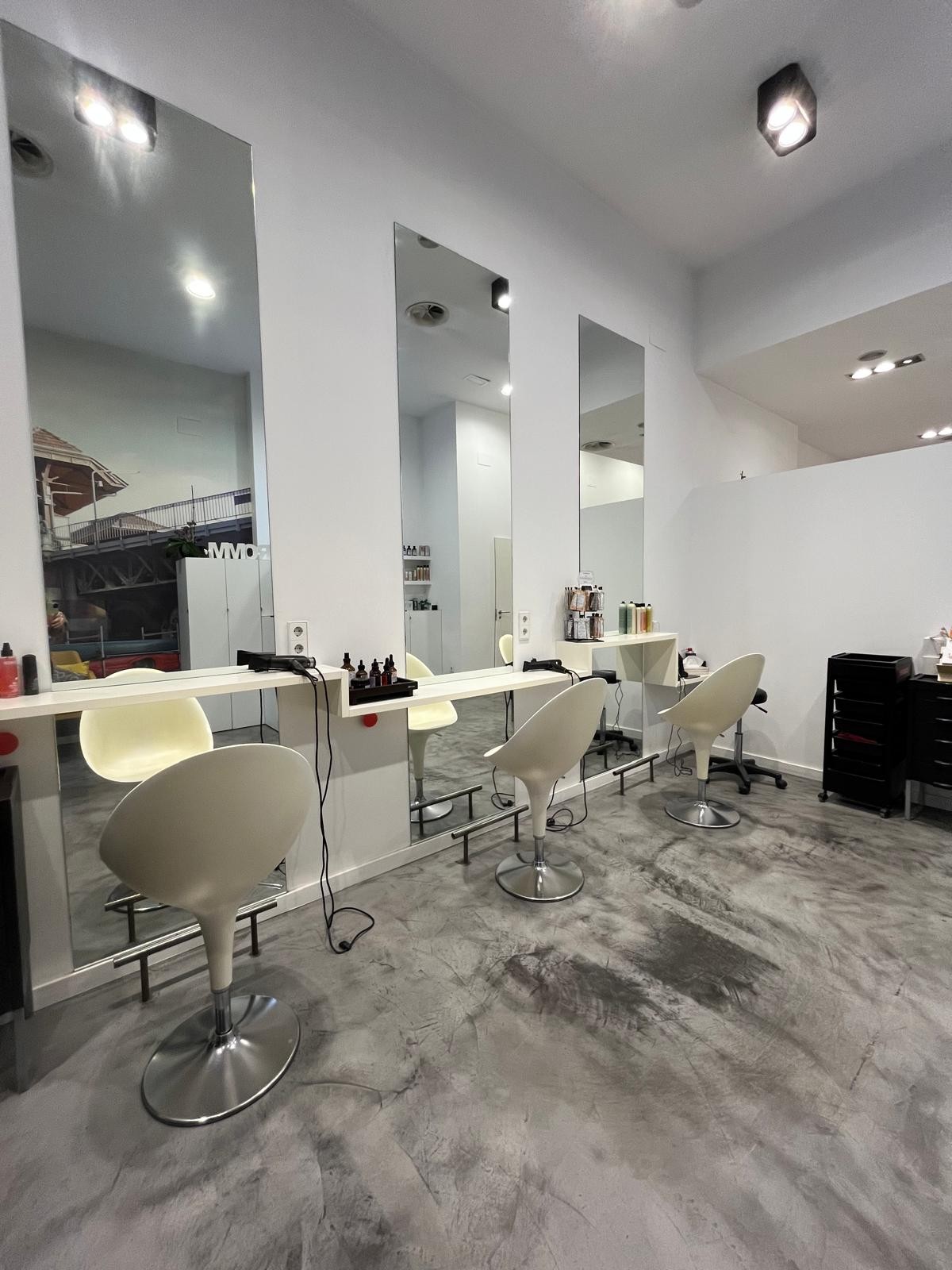 Traspàs de perruqueria al centre de Lleida