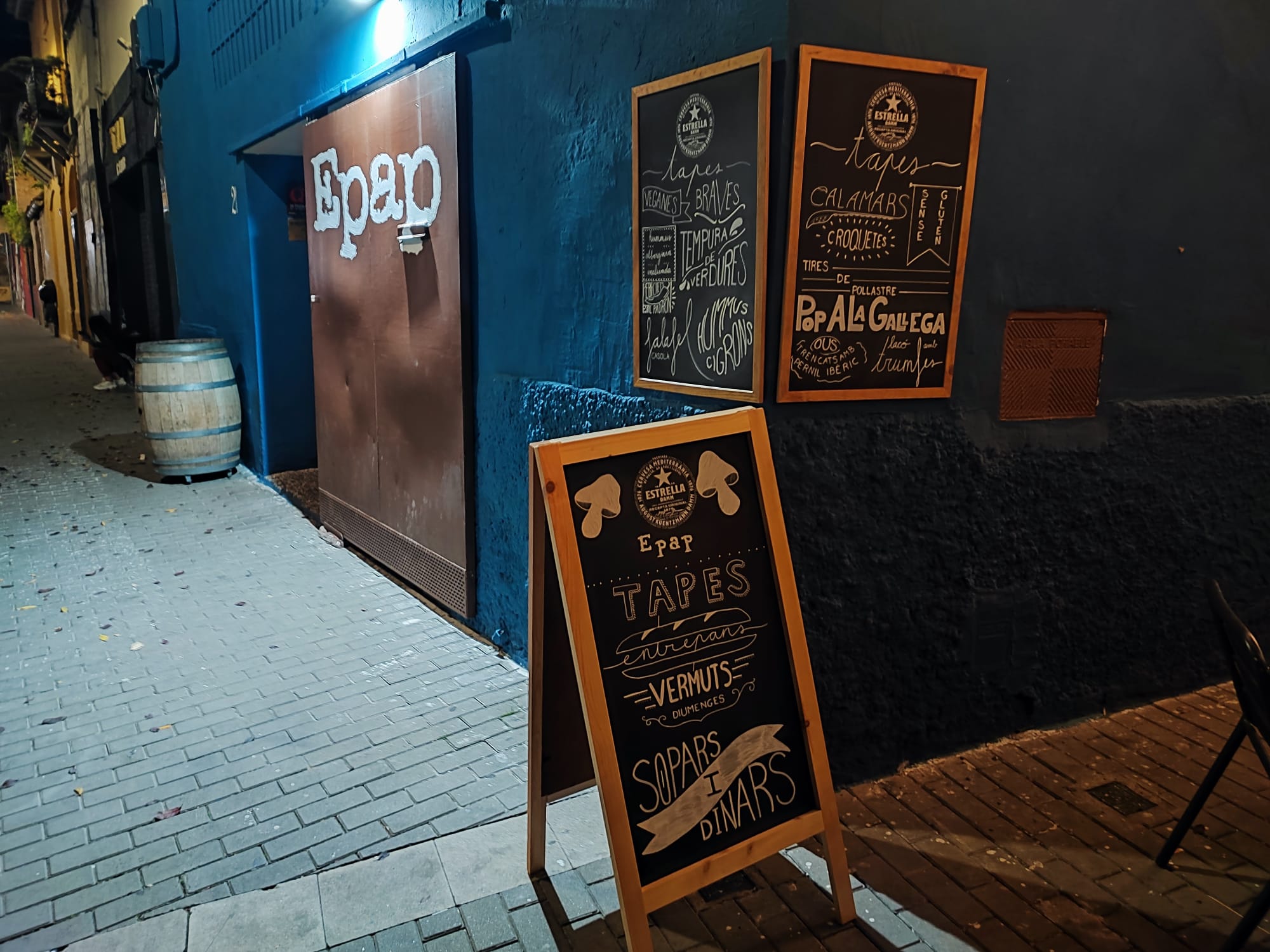 Traspàs de Gastro bar de música i tapes al Centre Històric 